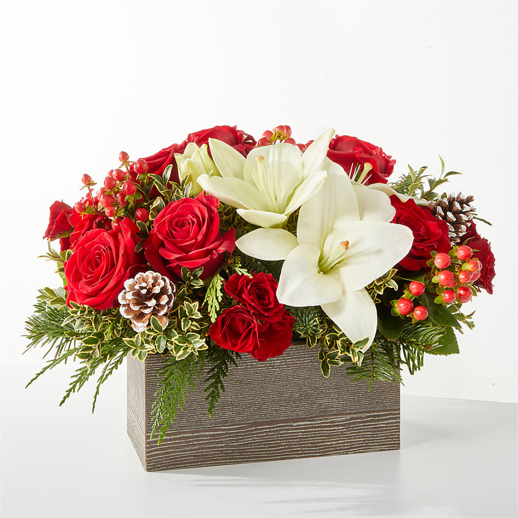 Snowy Wonderland Bouquet – Bittys Garden, Canon City CO