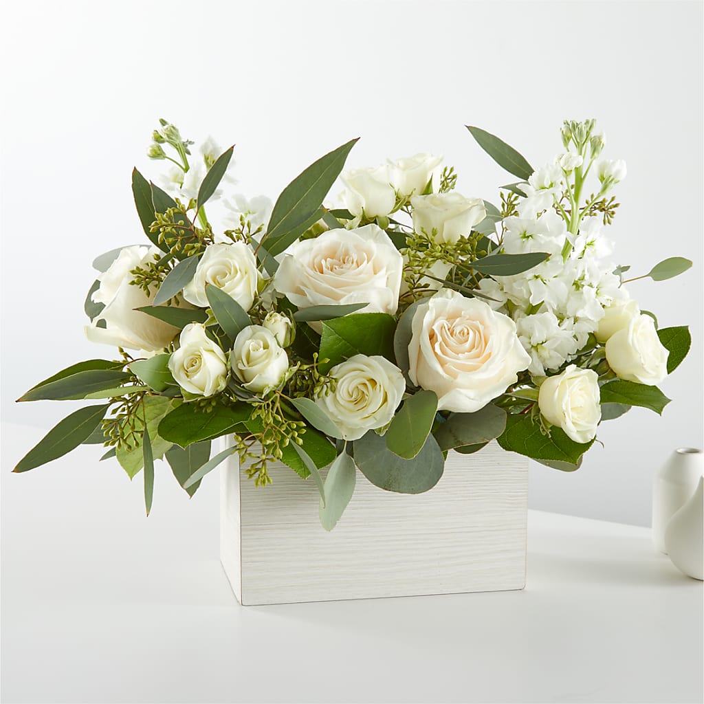 Fresh Linen Box Bouquet – Bittys Garden, Canon City CO