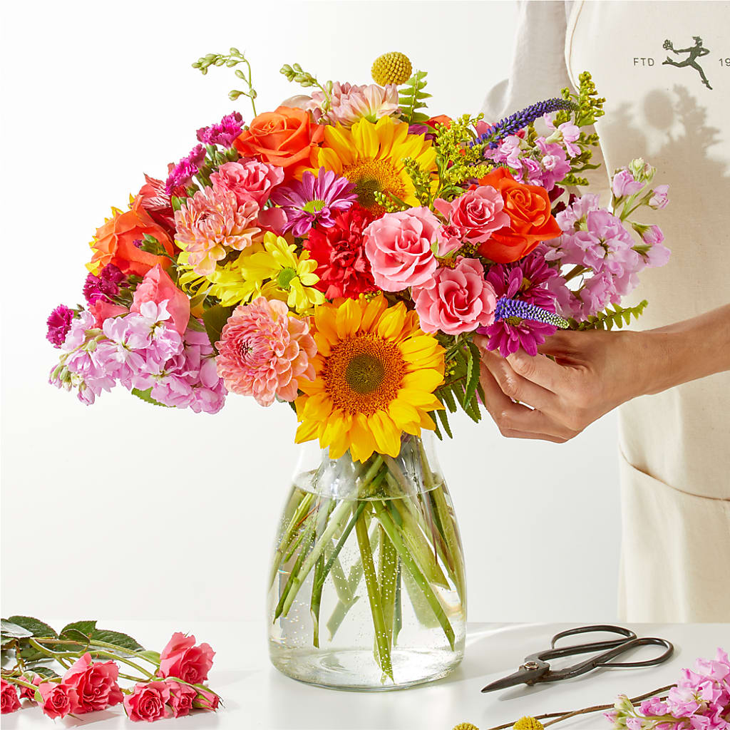 Cue the Confetti - A Florist Original – Bittys Garden, Canon City CO