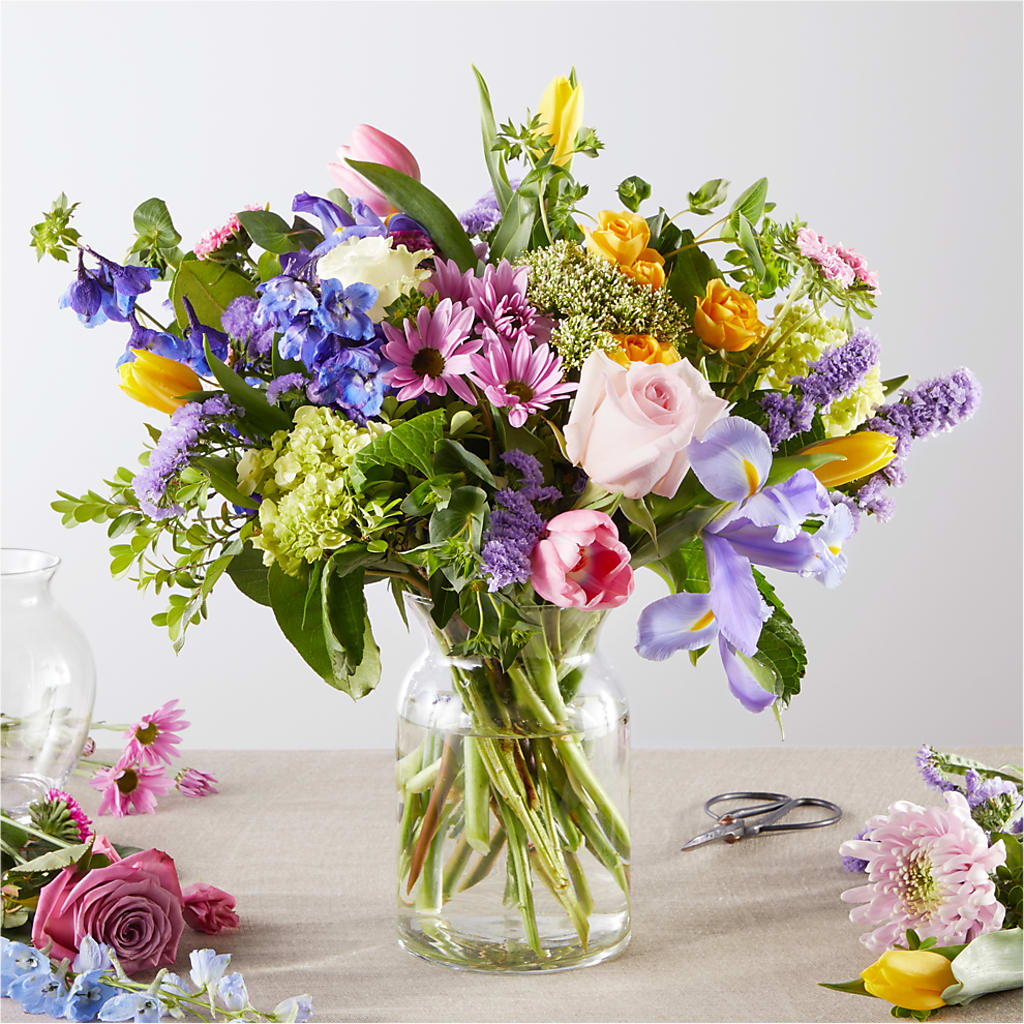 Pastel Tradition - A Florist Original – Bittys Garden, Canon City CO