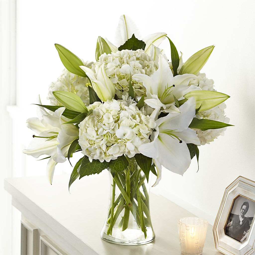 Compassionate Lily Bouquet – Bittys Garden, Canon City CO