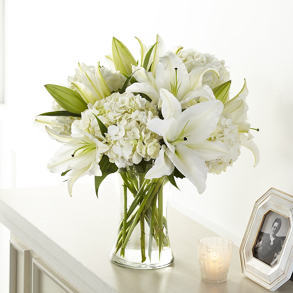 Compassionate Lily Bouquet – Bittys Garden, Canon City CO
