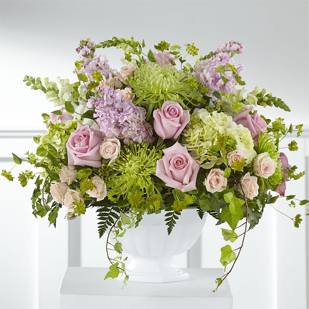 Radiant Embrace Arrangement – Bittys Garden, Canon City CO