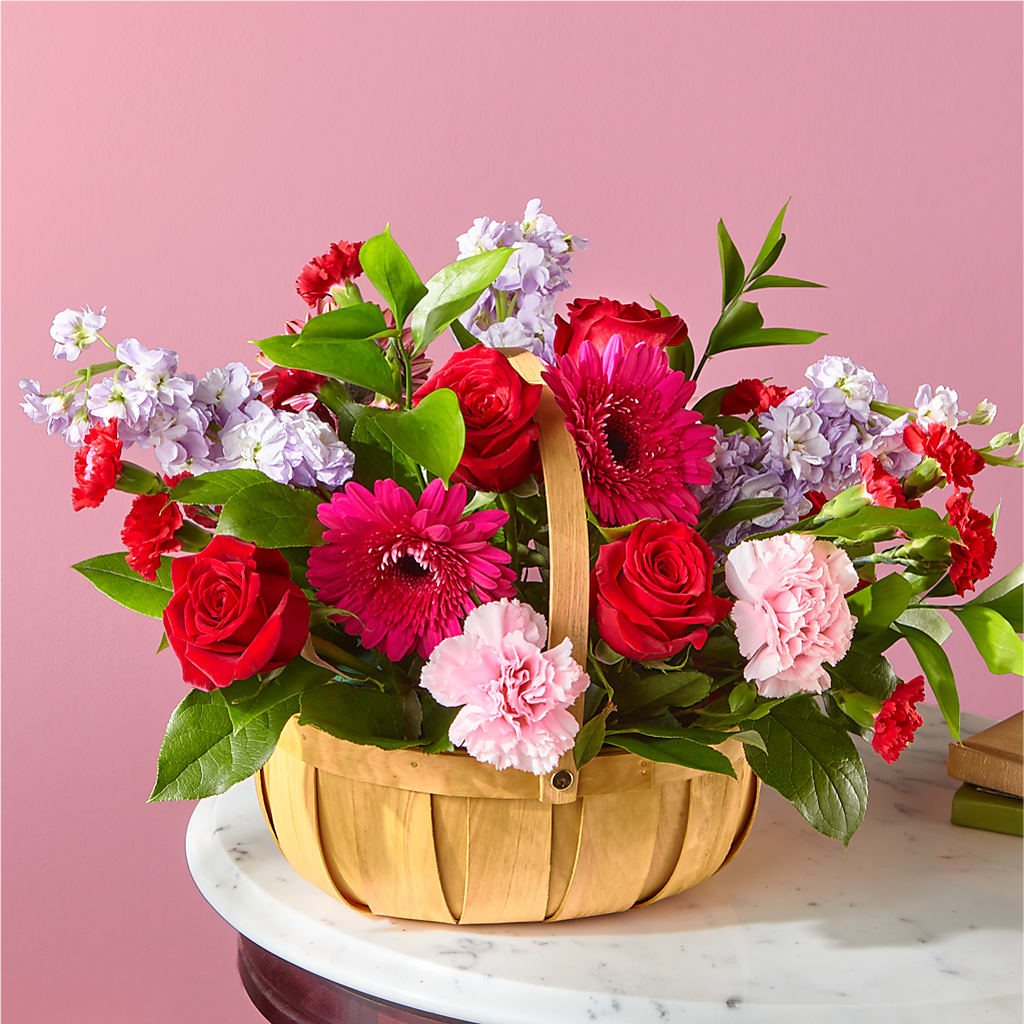 Pink Picnic Basket – Bittys Garden, Canon City CO