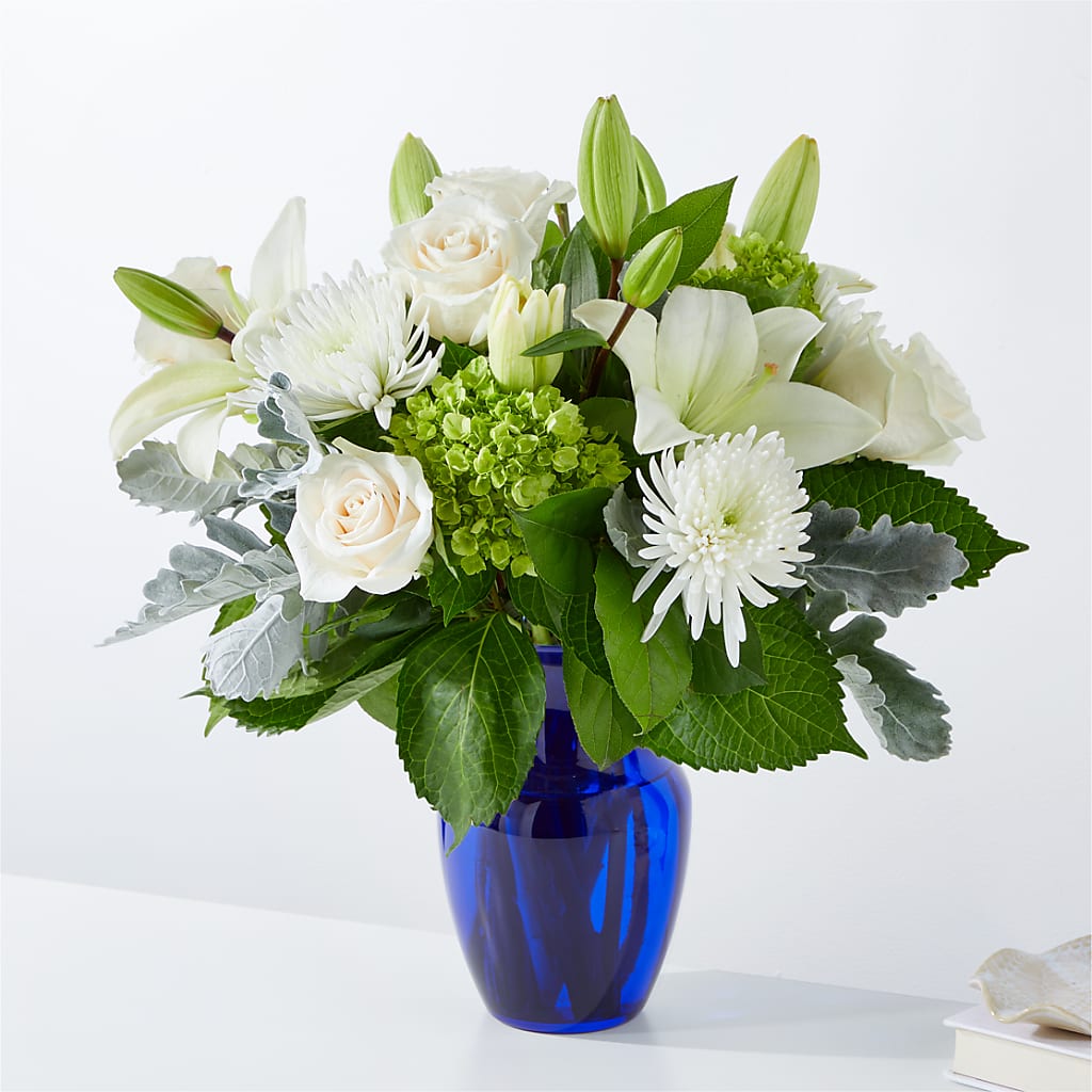 Snowy Dreams Bouquet – Bittys Garden, Canon City CO