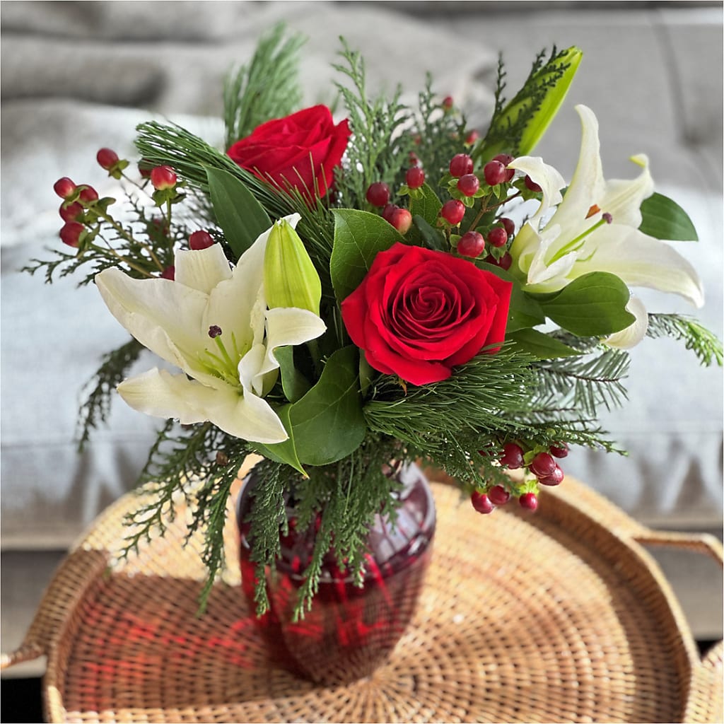 Evergreen Delight Bouquet – Bittys Garden, Canon City CO