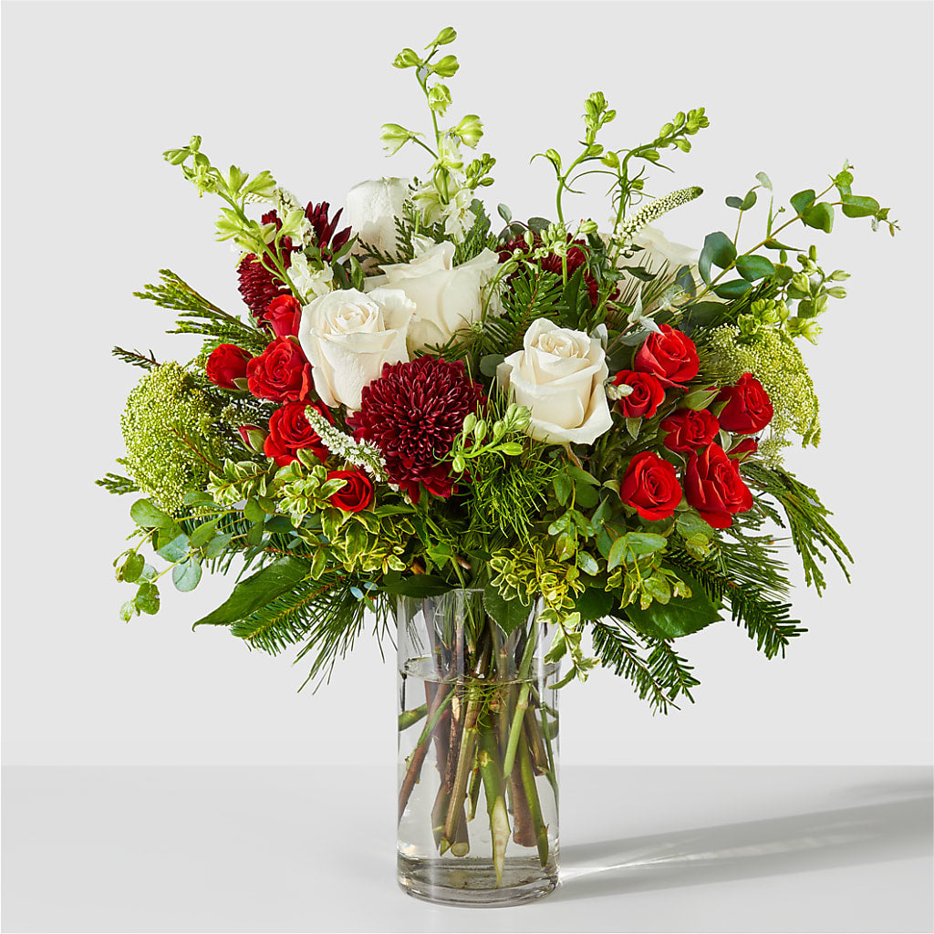 Favorite Traditions Bouquet – Bittys Garden, Canon City CO