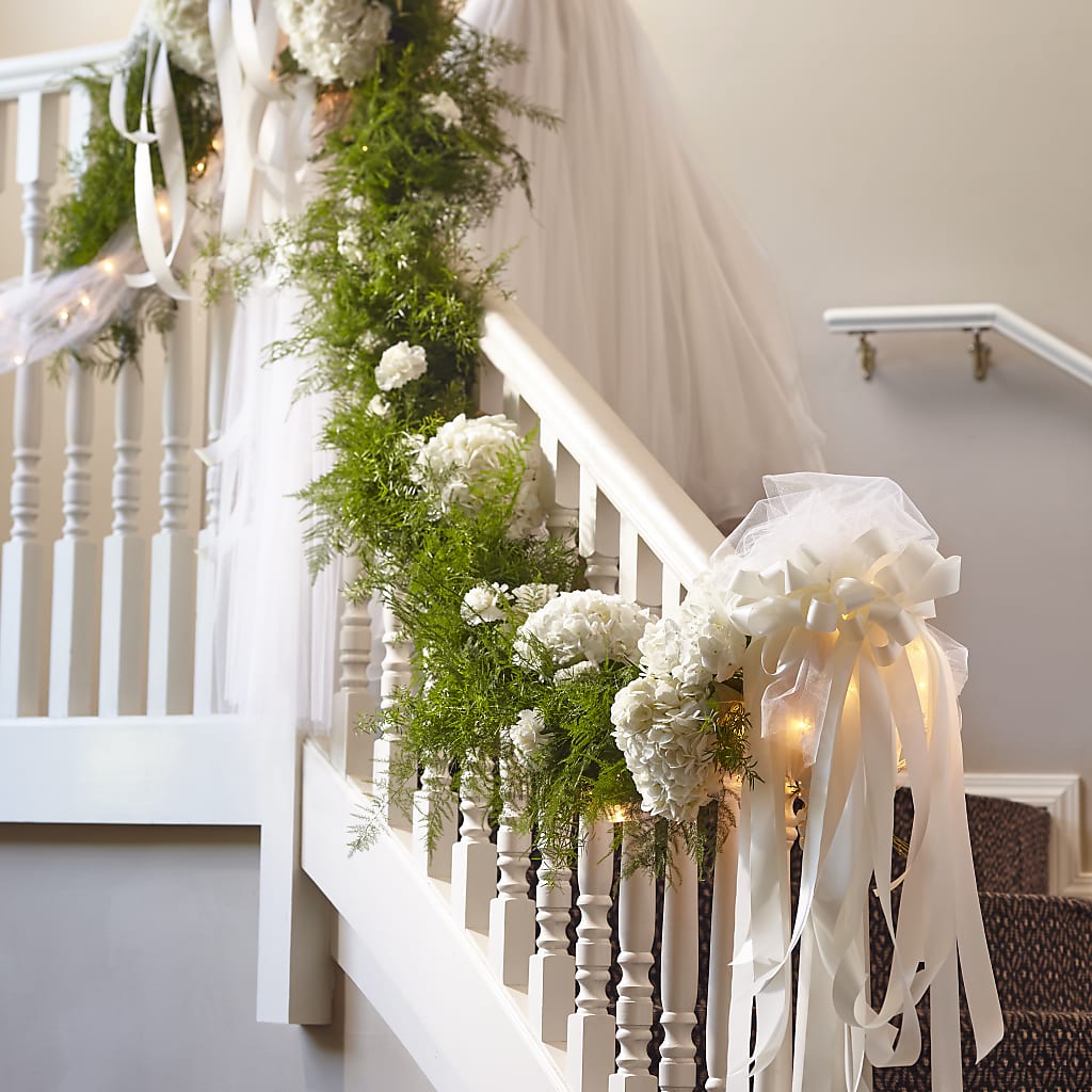 Champagne Dreams Garland – Bittys Garden, Canon City CO
