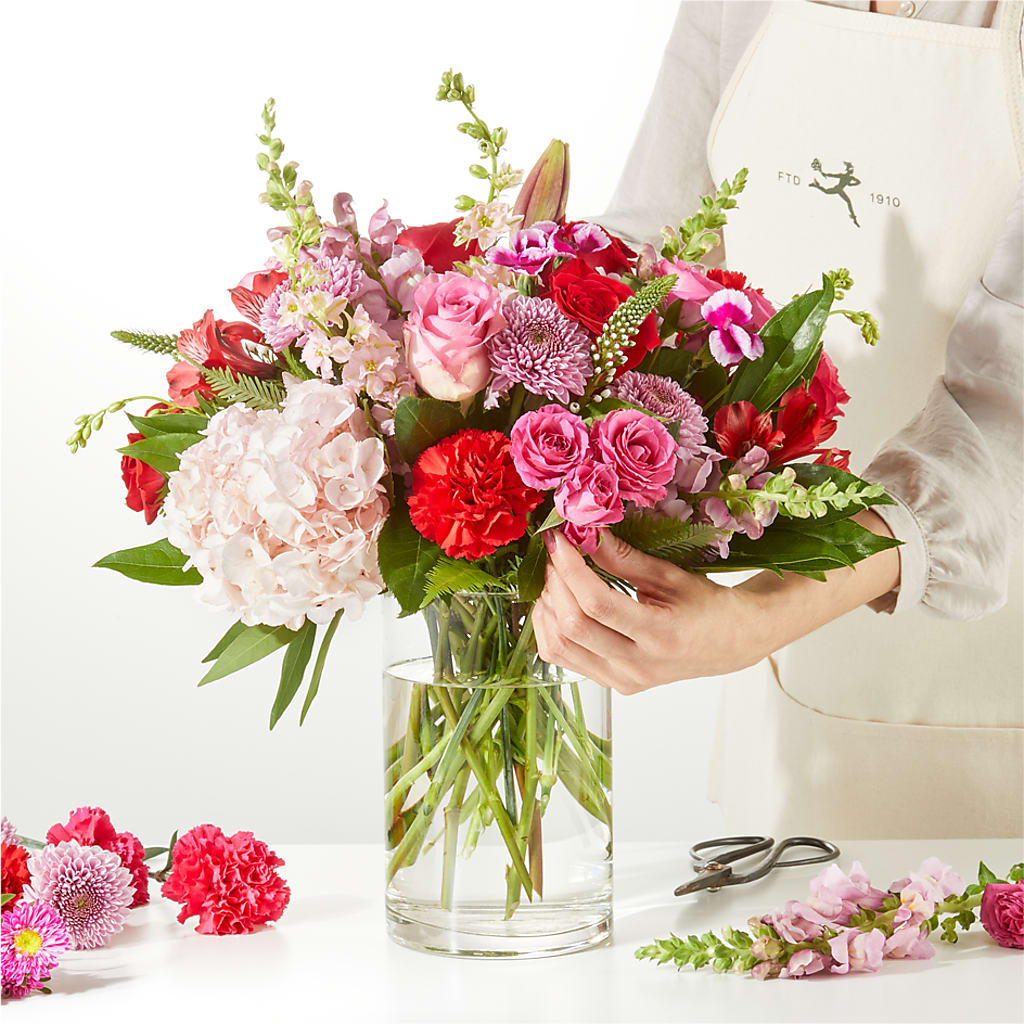 Swooning Over You - A Luxury Florist Original –  Bittys Garden, Canon City CO