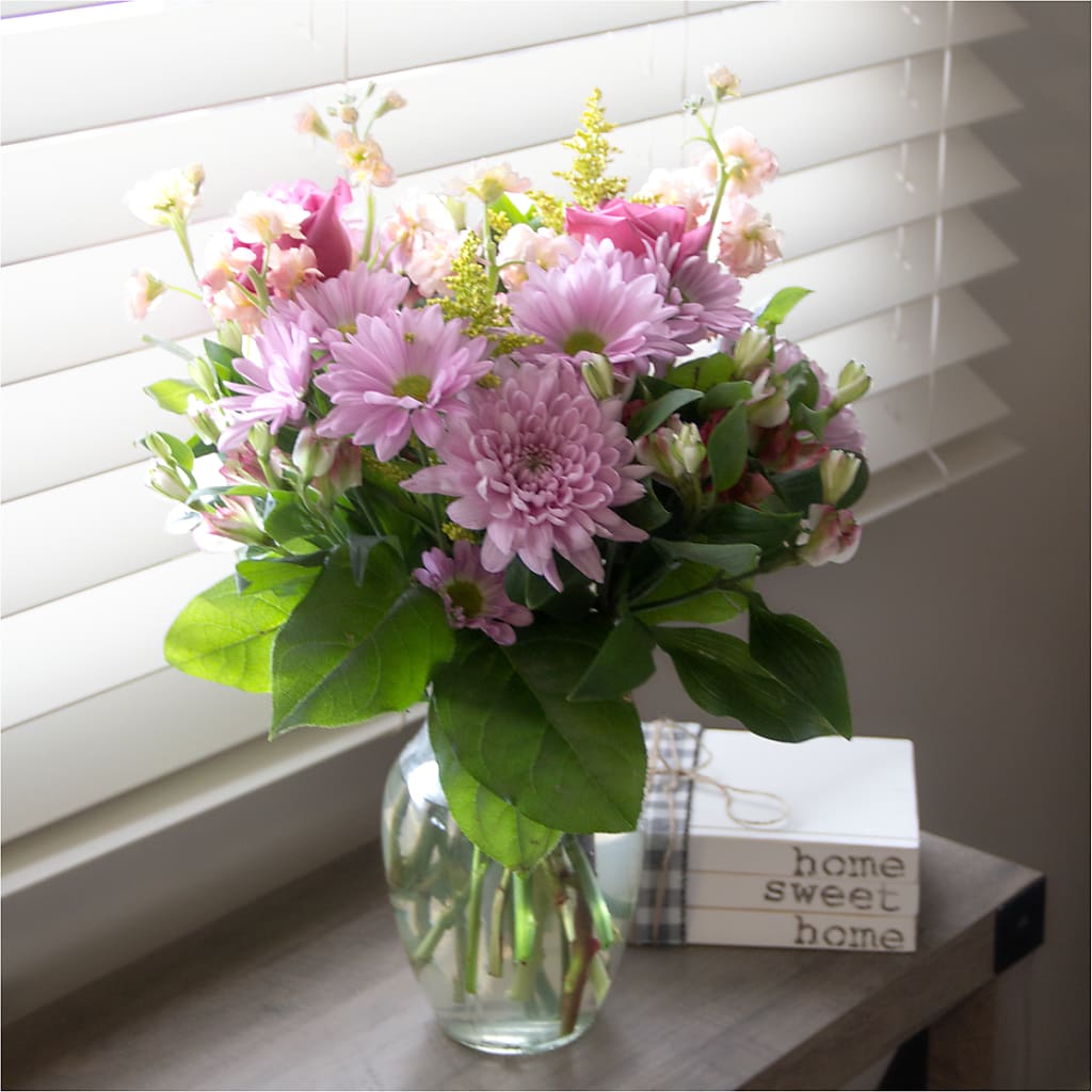 Pastel Tradition - A Florist Original –  Bittys Garden, Canon City CO