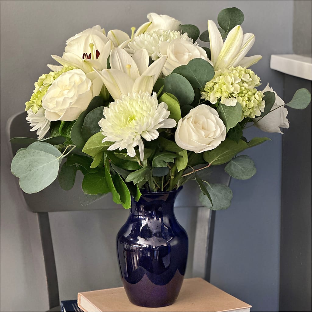 Snowy Dreams Bouquet –  Bittys Garden, Canon City CO