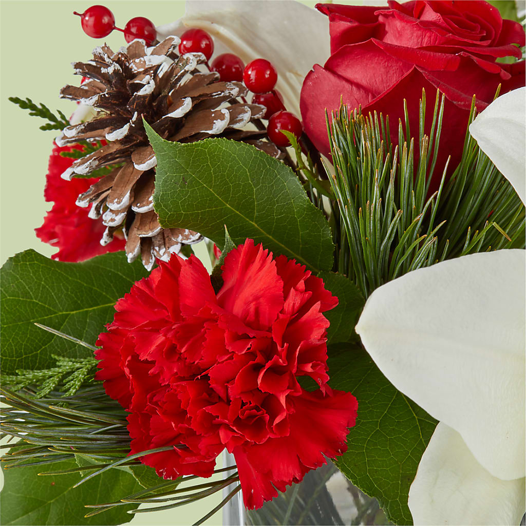 Glistening Icicles Bouquet –  Bittys Garden, Canon City CO