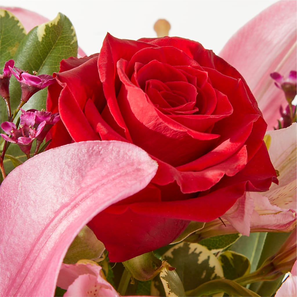Lucky in Love Bouquet –  Bittys Garden, Canon City CO