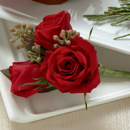 Red Spray Rose Boutonniere –  Bittys Garden, Canon City CO